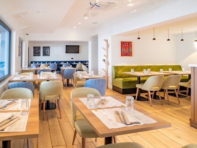 La Terrasse INTERIEUR